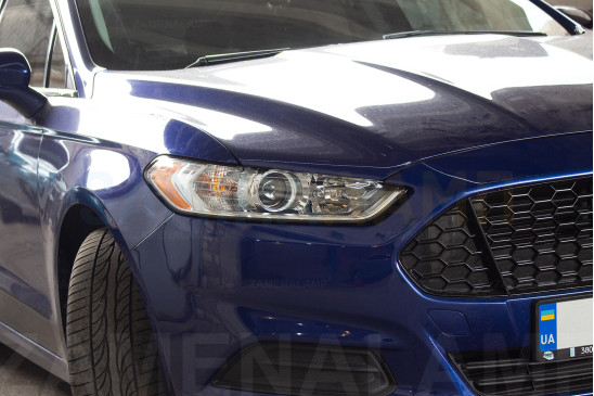 FORD FUSION - заміна штатних лінз на біксенонові лінзи Koito Q5