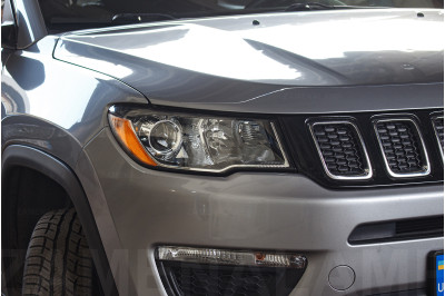 JEEP COMPASS встановлення біксенонових лінз Hella 5