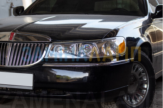 LINCOLN TOWN CAR встановлення світлодіодних лінз Bi-LED Omega