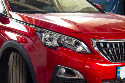 PEUGEOT 3008 встановлення лінз Hella 3R Universal