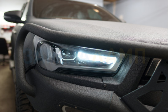 TOYOTA HILUX - заміна штатних LED лінз на світлодіодні лінзи Bi-Led T-Rex Pro 2.5 дюйми