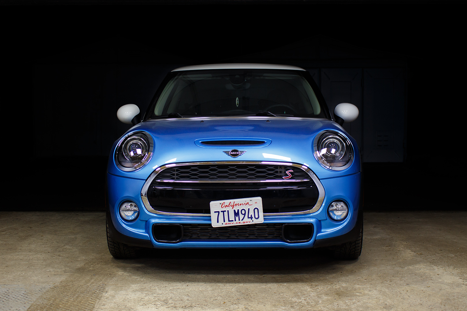 MINI Cooper S установка біксенонових лінз Hella 5 Blue