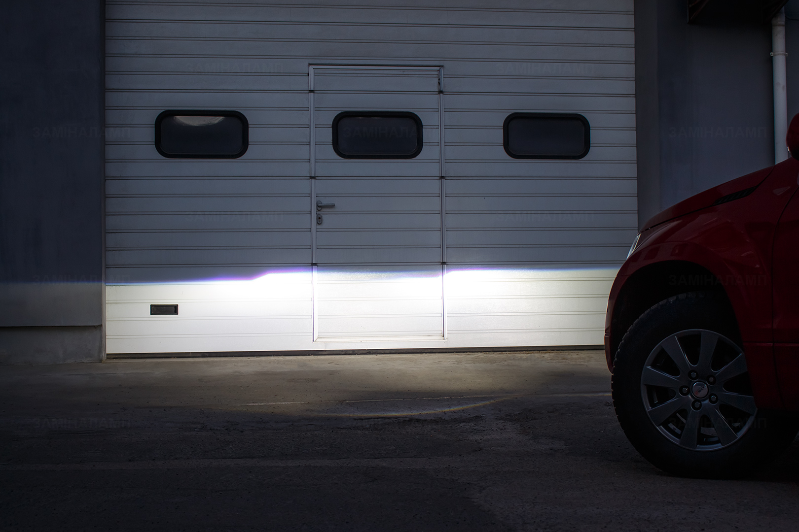 Свет фар Suzuki Grand Vitara ПОСЛЕ замены штатных линз на Bi-LED T-REX One